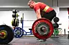 En kropp som veier 120 kilo og trener opp mot 20 timer i uka trenger enorme mengder mat. Han spiser etter klokka.