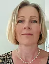 Å drifte tjenestene har kostet mer under pandemien, men Heidi Hesselberg, seksjonsleder i pleie og omsorg i Bærum kommune, sier at det er mer enn endrede turnuser som har kostet. Foto: Privat