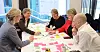 En delegasjon fra Trøndelag har gruppearbeid. F.v: Hanne Øksnes Reitan, Marianne Hindrum Hyldmo, Unni Valla Skevik, Sølvi Margrethe Dahlen og Torbjørn Aas. Her knar de kriterier for en ny inntekt til ungdom i Nav.