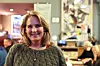 Anne Øslebø bruker mye tid på å besøke klinikker, se driften, hilse på medlemmer og ta imot innspill.