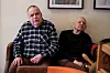 Bjørn Ødegaard (t.v.) og Vidar Hansen er gode kompiser. De har begge bodd på Hønen gård siden 80-tallet.