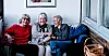 Elle melle deg fortelle... Tre pensjonerte sosionomer er med i ei gruppe som skriver dikt og historier til hverandre. Fra venstre: Catharina Selmer, Ellen Tronsmo, Eli Hindenes.