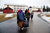 FÆRRE KOMMER: Det ligger an til å komme 25 000 nye asylsøkere i år, noe færre enn først antatt. Her fra Haslemoen transittmottak drevet av Norsk Folkehjelp.