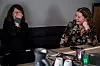 Herdis Magnussen (t.v.) er blant dem som har jobbet ved krisesenteret lenge. Hun er utdannet vernepleier.