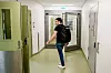 Daniel Pozo Helmersen sier han føler seg trygg på legevakten, selv om det kan komme utagerende pasienter.