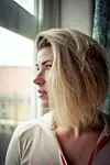 For Veronica var det å få barn en form for redning. - Jeg måtte skifte fokus over på barnet mitt, noe som var ganske deilig der og da, sier hun.