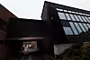 URO I SKOLEN: Politiet kjører daglig innom skolegården på Stovner videregående og andre Oslo-skoler.