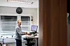 Atle Arntzen foretrekker å møte ungdommene han kurser fysisk, men han har blitt vant til de nye tidene.
