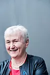 65 år gamle Miljeteig har 5000 Facebook-venner. Flere enn det er det ikke mulig å ha. – Jeg var ganske aktiv på Facebook da jeg var syk. Det var det jeg orket. Men det var også veldig fint fordi det gjorde at jeg holdt kontakten med omverdenen.
