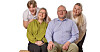 Familien Olsen kaller seg Olsenbanden. Vi tok dem med i studio for et familieportrett.