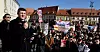 Kom ikke. Foreldrene som står tiltalt i Fjordane tingrett møtte ikke da saken mot dem startet tirsdag. Bildet er tatt under en demonstrasjon i Sibiu, Romania for et knapt år siden.