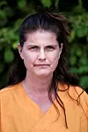 Heidi Hansen havnet tidlig i et voldelig miljø. Hun hadde begynt å ruse seg før det, men det ble verre da hun havnet i det miljøet.