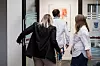 Det er vanskelig å unngå å være eneste mann inn døra til Barne- og familietjenesten Lerkendal. Bak til venstre er kollega Lisa Bolognesi Nilsson, til høyre går Thea Karoline Kjørsvik Fiveltun og i front er Anders Grinaker Sirnes.