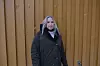 Elin Hansen jobber i dag langvakt hver fjerde helg. Hun tror derfor hun ikke blir direkte berørt dersom forslaget fra kommunen vedtas.