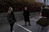 Runa Sommarset (t.v.) mener man heller kan styrke bachelorgraden enn å innføre krav om mastergrad.