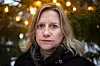 Lærer og forfatter Åse Ombustvedt tror de korte tekstene kan få flere ungdommer til å lese boka hennes. – Med dikt kan mye sies uten for mange overflødige ord, sier hun.