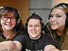Hanne Grasmo (t.v.), Christian Lomsdalen og Katharina Wilhelmsen Andersen driver podkasten PedsexPoden.