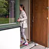 Hege fra Tromsø får tilbakeføringen sin i Oslo. Hun sier hun ikke er blitt opplyst om muligheten til å søke penger til hjemreier.