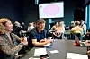 Wanja Jeanette Sæther (t.v) og  regiontillitsvalgt i Bufetat er med på FO Nordlands samling for ledere og tillitsvalgte, der yrkesetikk er temaet.