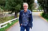 FACT-team gir oppsøkende og koordinerte tjenester til personer med alvorlige psykiske lidelser. Sosionom Bjørn Pedersen er her på vei til en av pasientene  han skal besøke hjemme.
