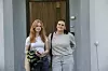 Lydia Hoel-Knai (t.v) og Emilie Marie Brodtkorb-Johansen er ferske vernepleierstudenter.