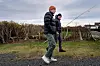 Chris Elias Bråtå (21) valgte selv å bli adoptert da han var myndig. Siden foreldrene er skilt, har fostermoren gjort en stebarnsadopsjon.