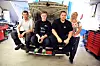 MOTORCROSS: Christopher Geitung (f.v.), Daniel Bondehagen, Kim Reidar Åsebø og Nathalie Klubben var alle engasjert i motorcross-prosjektet på Mekkeriet da lokalavisa kom på besøk.ringen