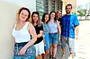 Seks studenter fra vernepleierutdanningen i Harstad har praksis i Ghana: f.v: Oda Grytten (24), Malene Stokke (23), Andrea Myrbakk (24), Agnes Penttilä (24), Simon Lauransen (21) og Tarjei Gautestad (28).