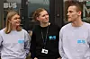 Tuva Welde, Julie Ødegård og Julian Schikora er i BUS for å få mer praksis under studiet.
