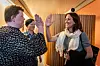 Tonje Brenna i Arbeiderpartiet fikk kjeft av sine egne da hun advarte mot å stakkarsliggjøre dem som går på trygd. Her får ministeren «high five» fra Andrea B. Næss, som ønsker jobb i Kragerø gjennom HELT MED-ordningen.