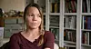 Marion Anne Rimpi forteller morens historie fra Tysfjord. Stillbilde fra filmen.