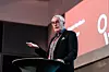 Professor Øystein Henriksen er en av forskerne som har sett på sosialfagets status og posisjon i helse- og velferdstjenestene.