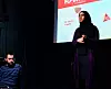 VEIVEISERE: Faten Mahdi Al-Husaini og Yousef Bartho Assidiq hjelper ungdom ut av ekstreme miljøer.