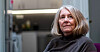 Kristin Mettenes, lederen i Bokollektivet som tilhører Oslo Krisesenter, synes det er bra at æresrelatert vold får oppmerksomhet, men hun er også litt kritisk.