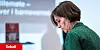 Barne- og familieminister Kjersti Toppe vil lempe på kompetansekravene i barnevernet.