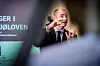 Arbeidsminister Robert Eriksson åpner for arbeidsuker på 79 timer. Arbeidstilsynet mener de lange arbeidsdagene setter folks sikkerhet i fare.