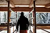 – Jeg er glad jeg slapp fengsel, sier 28-åringen som soner i skogen.  Samfunnsstraff brukes mye mindre enn før. På ti år er nedgangen i denne straffereaksjonen på 30 prosent.