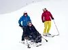 SKIGJENGEN: Tor Einar Finne har MS og klarer ikke lenger stå på ski. - Jeg måtte finne et alternativ. Jeg vil jo være del av skigjengen, sier han. Her sammen med Jill Garen og Simon Johansson.