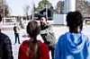 ... sosialpedagog Simon Sanka Jensen vil helst være tilgjengelig for alle elevene som trenger dem.