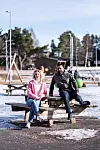 Mari Laksnes Breistrand og Simon Sanka Jensen er glad de er to miljøveiledere og at de er en mann og en dame - selv om det bare var tilfeldig.
