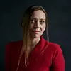 Rettstegner og frilansjournalist Ane Hem fikk følge en forhandling i fylkesnemnda.
