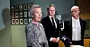 LO-leder Peggy Hessen Følsvik (t.v.) ble enig med NHO-sjef Ole Erik Almlid (t.h.) om årets sentrale lønnsoppgjør. I midten Riksmekler Mats Ruland.