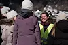 Monica Solberg og de andre miljøterapeutene jobber både på skolen og SFO. Skolen er opptatt at ansatte med riktig kompetanse skal følge elevene hele dagen.