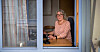 Ragnhild Grøholt (72) har ikke lenger et eget kontor, men de dagene hun er på jobb sitter hun her.