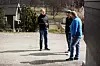 Haakon Cederkvist (t.v.) har ledet Lierfoss Ungdom og Familiesenter i 25 år. Han sier de har hatt god effekt av tilsette folk med høyere utdanning. Her sammen med sosionom Martin Wold Falla (midten) og tillitsvalgt Knut Arne Lybæk.