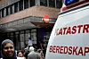 UTSATT: Sosial- og helsearbeidere er blant de mest utsatte for vold og trusler på jobben, og dermed for høyt sykefravær. Politi og redningsmannskap rykket ut etter skyteepisoden ved Nav Gamle Oslo i 2012.